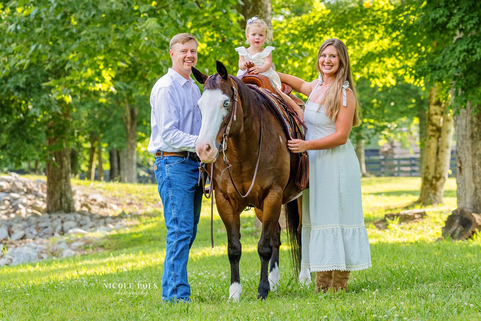 Family and Horse Photoshoot in Kingston TN